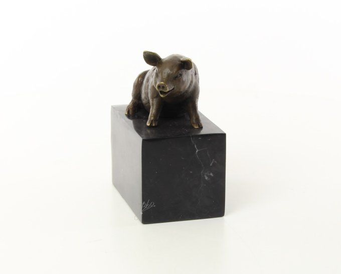 BA09. Bronze sur marbre d'un cochon