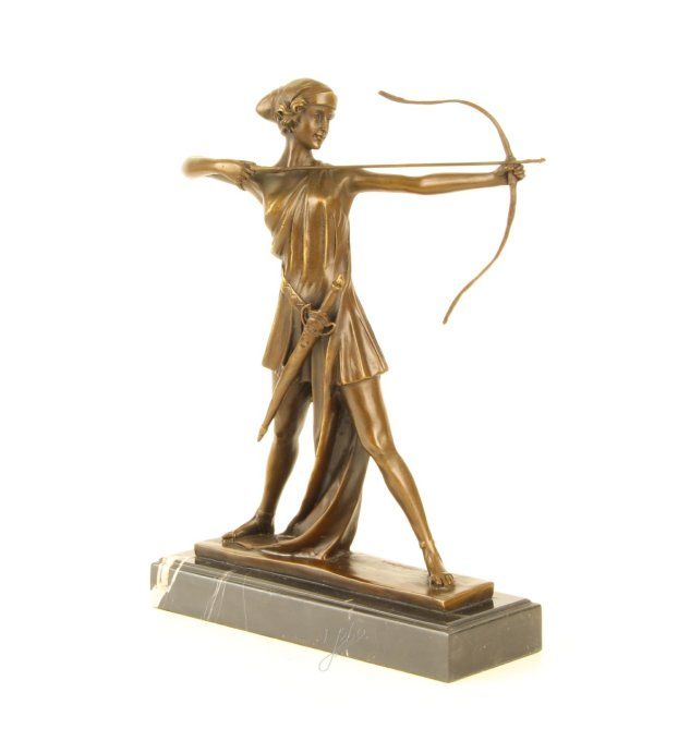 BD01.Bronze sur marbre de Diane