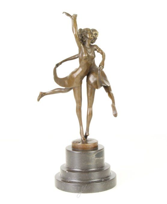 BD35. Bronze sur marbre de deux danseuses