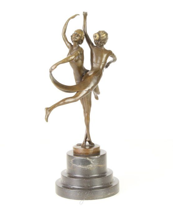 BD35. Bronze sur marbre de deux danseuses