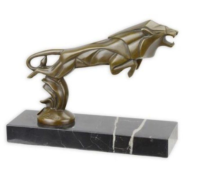 BAD02.Bronze sur marbre lion mascotte