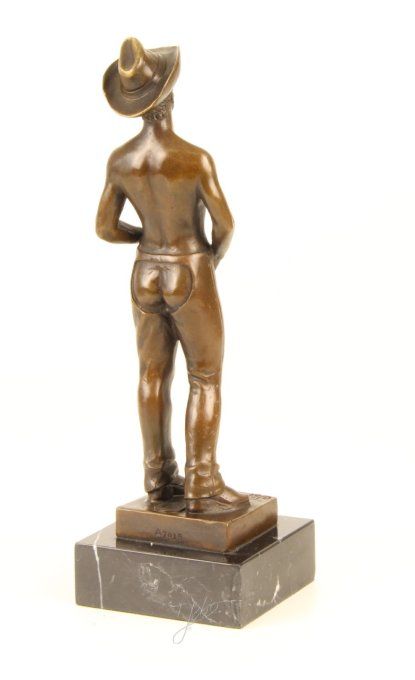 BE29.Bronze sur marbre d'un cowboy