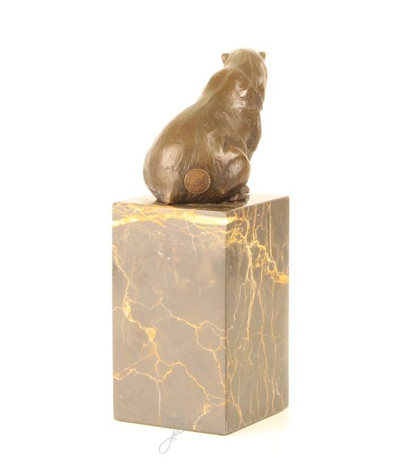 BA08. Bronze sur marbre d'un ours polair