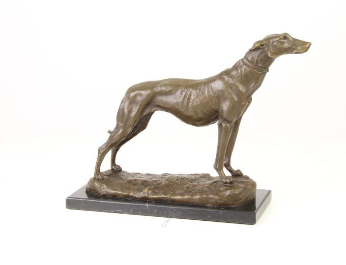 BA32. Bronze sur marbre d'un Magnifique Lévrier